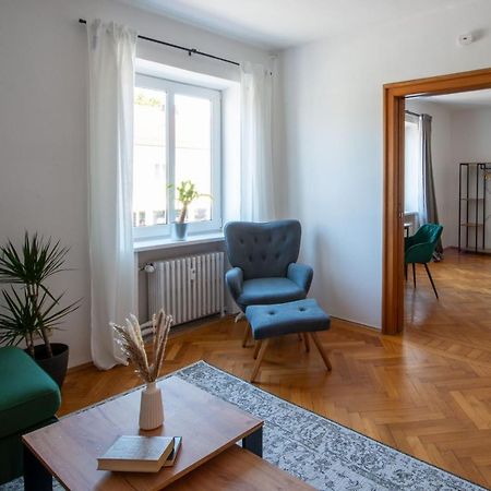 Bessa Homes 6 Personen 2 Schlafzimmer, 3 King Size, Betten, Balkon, Kueche Haag in Oberbayern Extérieur photo