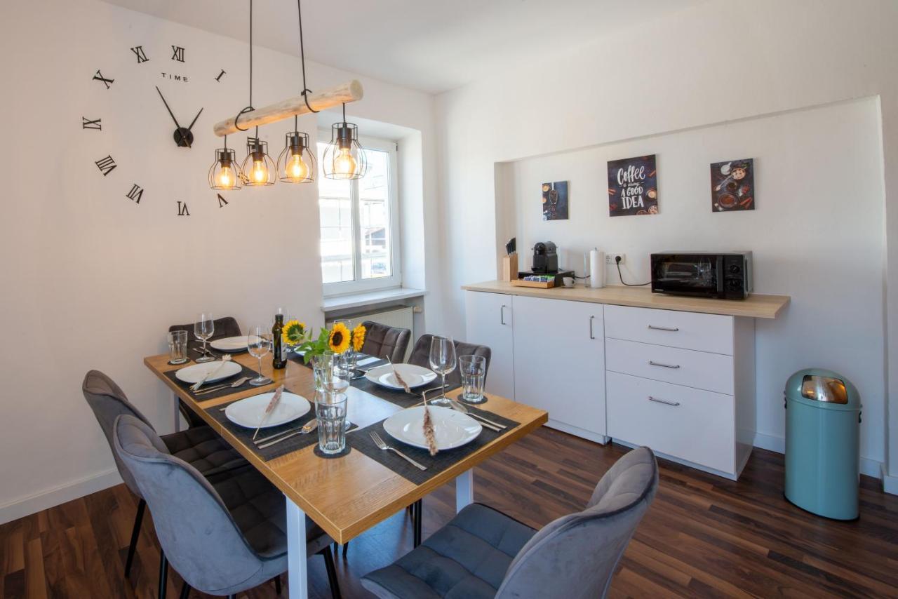 Bessa Homes 6 Personen 2 Schlafzimmer, 3 King Size, Betten, Balkon, Kueche Haag in Oberbayern Extérieur photo